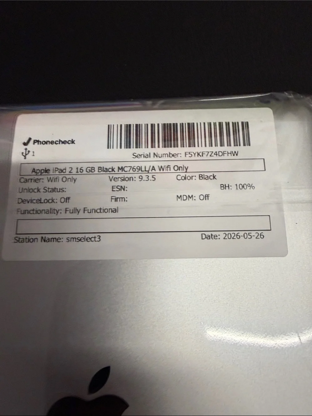 Apple iPad Tablet in Black with White Accessories